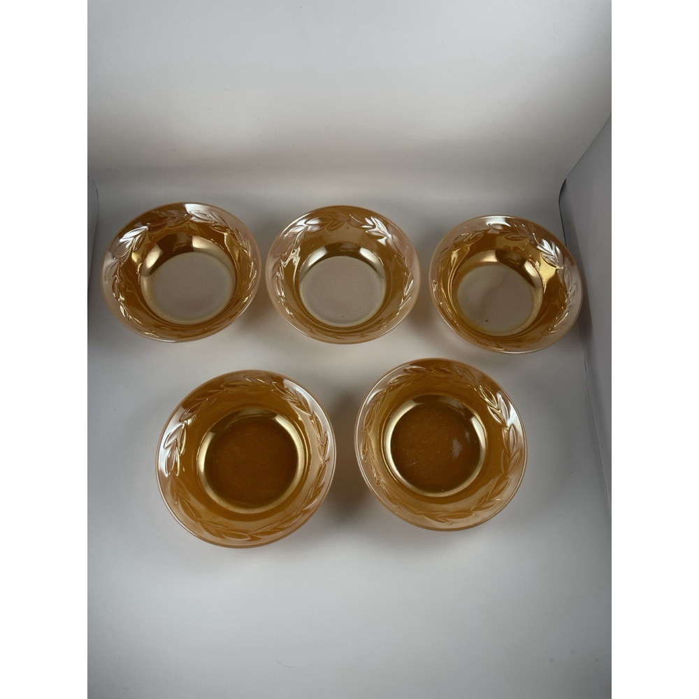 VNTG FIRE KING PEACH LUSTRE BOWL LAUREL LEAF ANCHOR HOCKING 5" Diam /5 Bowls
